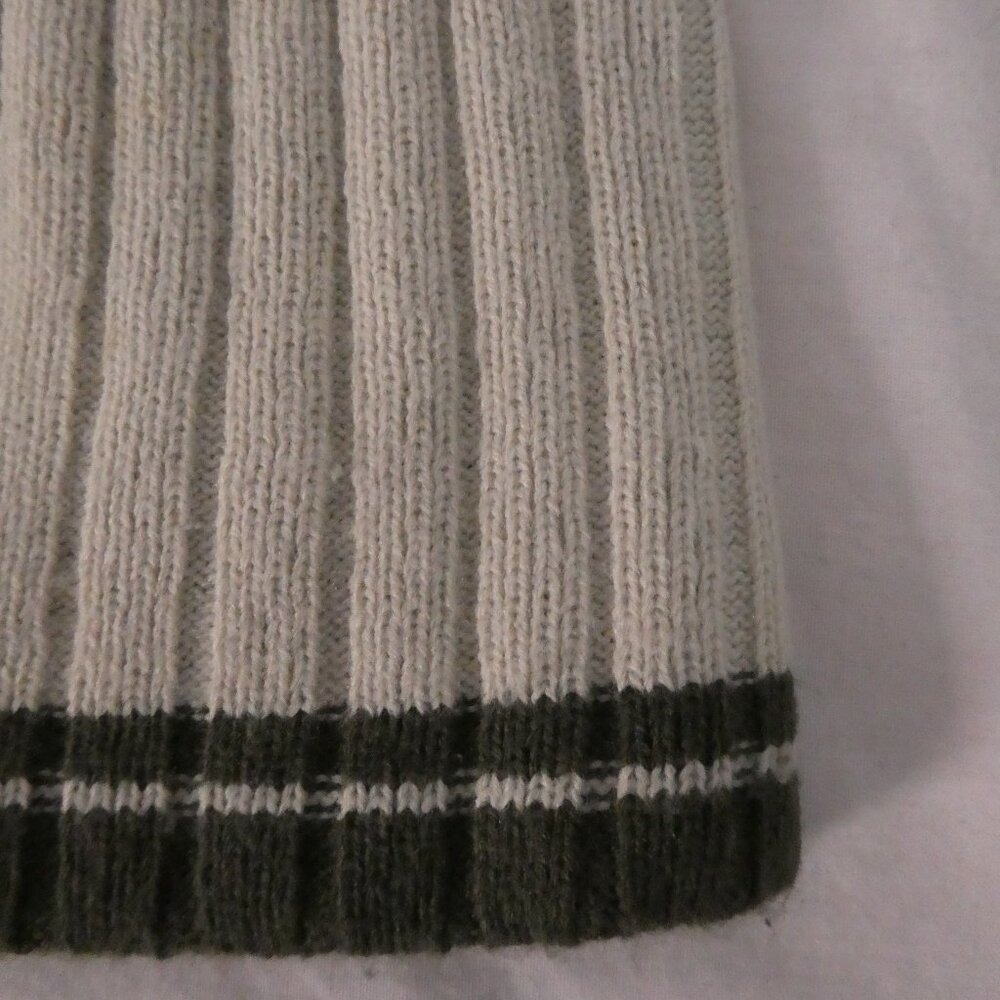 NIKE | OS - one size | Reversible Nike Logo Beanie In Neutral Tone & Olive Green - Picture 16 of 16